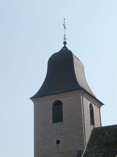 Clocher de Frasne-le-Château (70) photo D. Briot