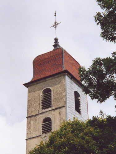 Le clocher de  Monnet-La-Ville, photo R-N. Laurençot