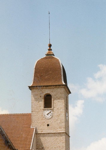 Clocher de Pouilley-les-Vignes (25) photo R-N. Laurençot