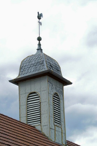 Clocheton de la Mairie d'Echavanne (70) photo J. Masset