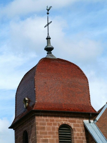 Clocher de l'église de Saulnot (70) photo J. Masset