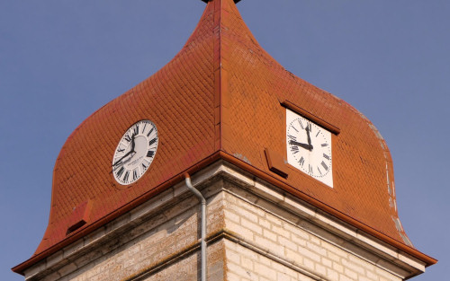 Clocher de Remonot, photo Y. Bessero