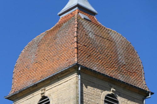 Clocher de l'église de varogne, photo Y. Bessero