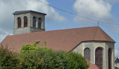 L'église de Breuvannes-en-Bassigny privée de son clocher pendant sa restauration, photo E. Ozenne