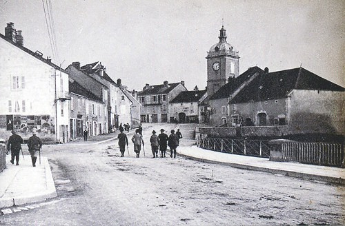 Le château d'eau de Champagnole en 1904, collection M. Morlin