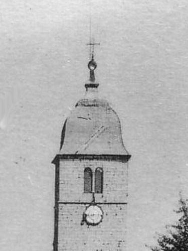Clocher de Charquemont (25), au début du XXème siècle, avec son clocher à l'impériale
