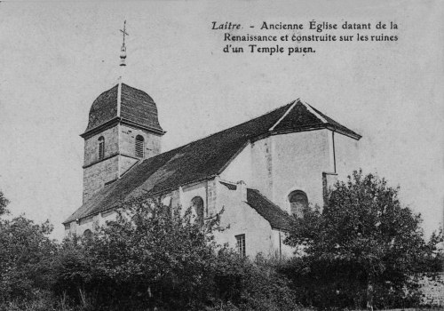 L'église de Molay-Laitre avant 1907, document Wikimedia