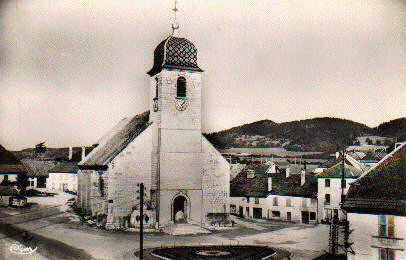 L'église de Pierrefontaine-les-Varans au début du XXe siècle.