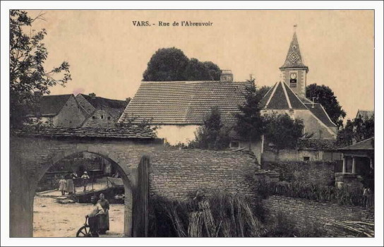 L'église de Vars ves 1900, carte postale