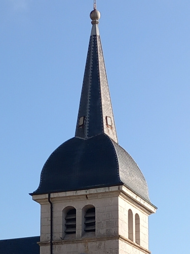 Clocher du Petit Abergement (01) photo D. Bourgeade