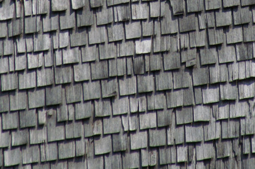 Couverture de tavailllons de l'église d'Amagney, photo J. Masset