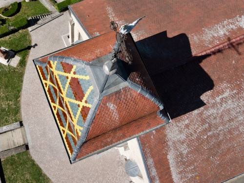 Le clocher de l'église d'Arcey, photo E. Rey