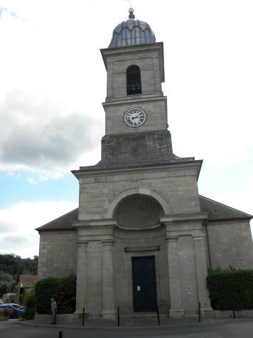 Façade de l'église d'Avanne-Aveney, photo D. Bion