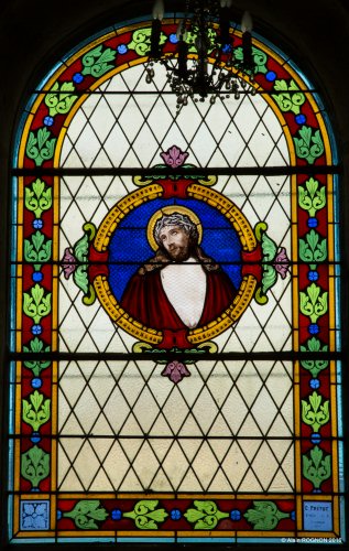 Vitrail de l'église d'Avoudrey, photo A. Rognon