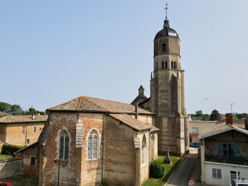 Détail du motif du clocher de Bagé-le-Châtel, photo E. Rey