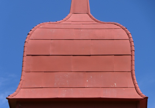 Clocher de la chapelle de Bémont près de La Brévine, photo Y. Bessero
