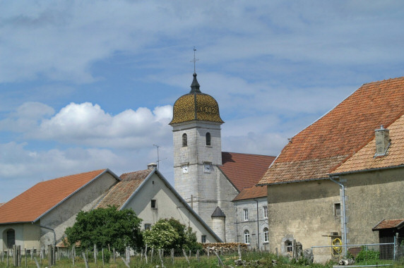 L'église de Bretonvillers et son clocher à l'impériale, photo J. Masset