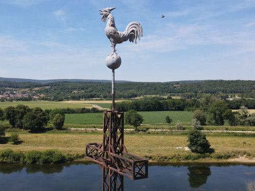 Le clocher de l'église de Chalèze, photo E. Rey