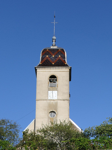 Le clocher de l'église de champvans, photo Y. Bessero