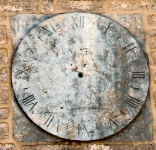 Ancienne horloge de l'église de Chatelneuf, photo O. Pernot