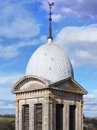 Clocher de Dampierre-sur-Linotte (70) photo E. Rey