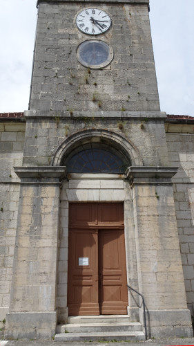Porche de l'église d'Etival, photo O. Pernot