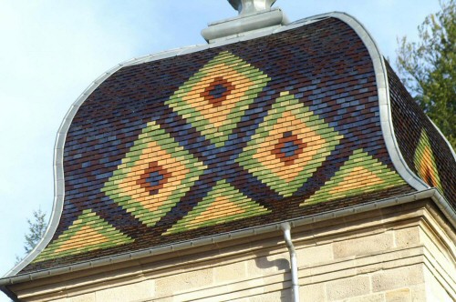 Détail du motif de tuiles du clocher de Faucogney et La Mer, photo J. Masset