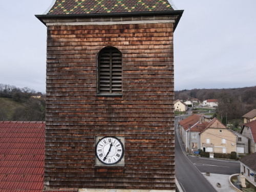 Le clocher de l'église de Fontaine-lès-Clerval, photo E. Rey