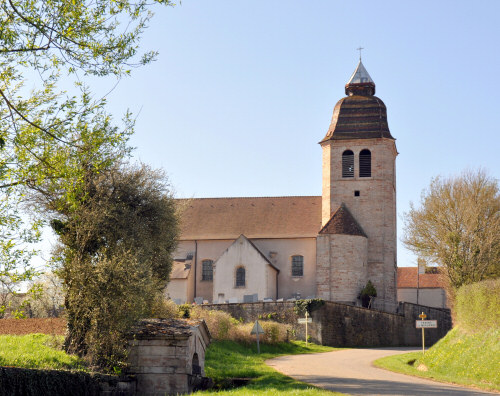 L'église de Frasne-les-Meulières, photo M. Morlin
