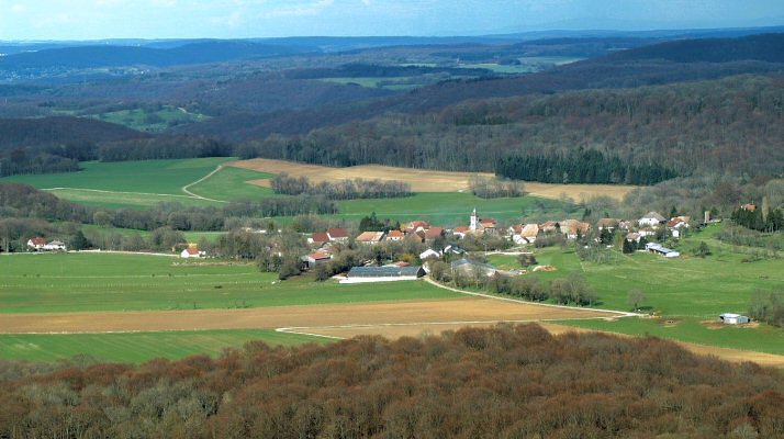 Glainans vu depuis le bois de Verceney, photo J. Masset