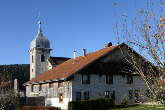 L'église de La Chaux de Gilley, photo Y. Bessero