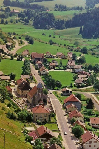 Le site de La-Cluse-et-Mijoux, photo J. Masset