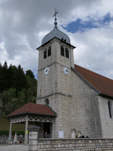 Eglise de La-cluse-et-Mijoux, photo Y. Bessero