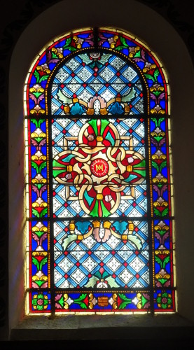 Vitrail de l'église de Lajoux, photo O. Pernot