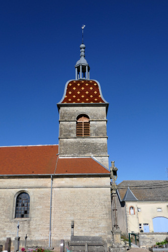 Eglise de Larret,photo Y. Bessero