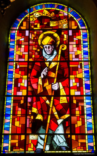 Vitrail de l'église de Le Luisans, photo A. Rognon