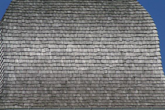 Détail de la toiture du dôme en tavaillons du clocher du Bélieu, photo J. Masset