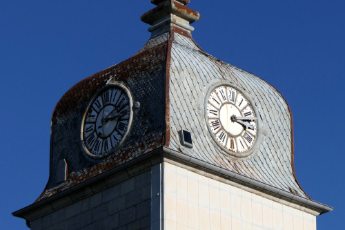Le clocher de l'église des Combes, photo Y. Bessero
