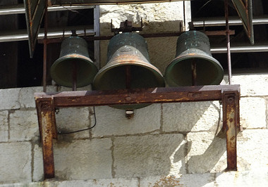 Les cloches de l'église de Leschères, photo O. Pernot