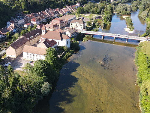 L'église de l'Isle-sur-le-Doubs, photo E. Rey