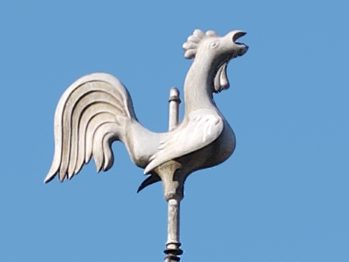 Le coq du clocher de l'église de Lougres, photo E. Rey