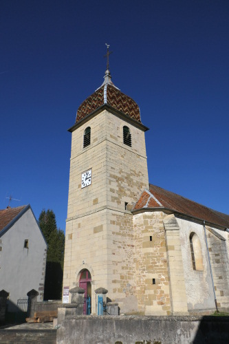 Eglise de Menoux, photo Y. Bessero