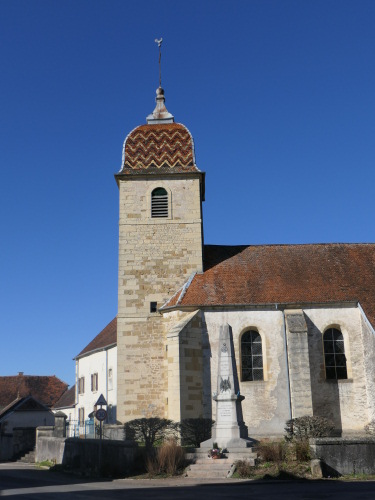 Eglise de Menoux, photo Y. Bessero