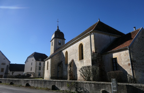 Eglise de Menoux, photo Y. Bessero
