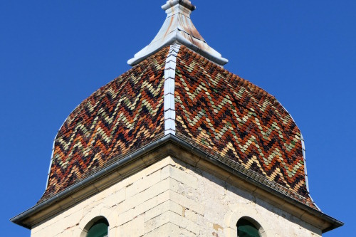 Clocher de l'église de Menoux, photo Y. Bessero
