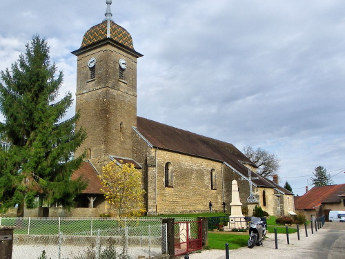 L'église de Mercey-le-Grand (25) photo D. Bion