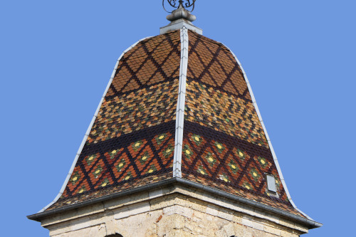 Couverture de tuiles du clocher de l'église de Mercey-sur-Saône, photo Y. Bessero