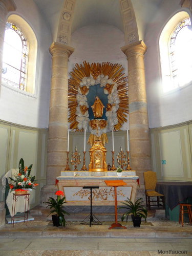 Le choeur de l'église de Montfaucon, document Racines comtoises