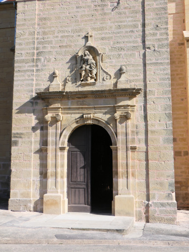 Portail de l'église de Montigny-lès-Cherlieu, photo Y. Bessero