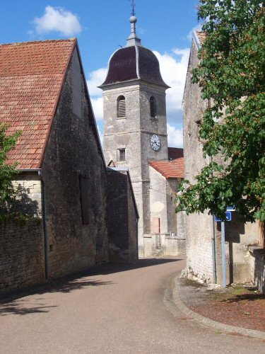 L'église de Montot, photo J.F. Martiny